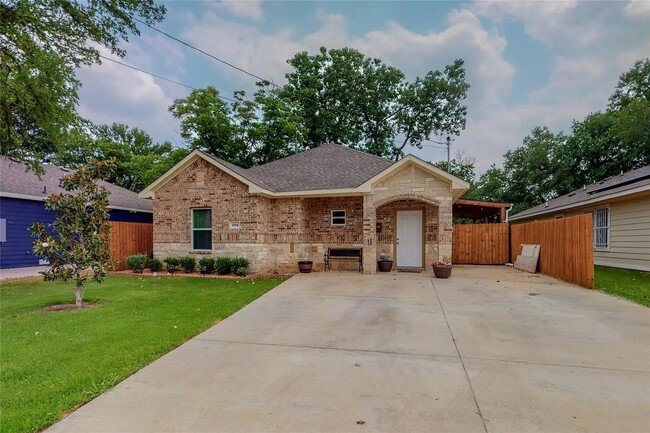 1956 McBroom St in Dallas, TX - Building Photo - Building Photo