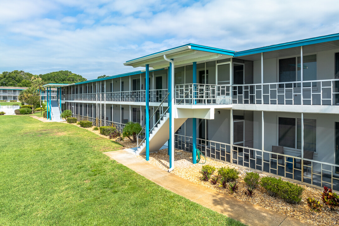 Lakeland Harbour Condominiums in Lakeland, FL - Foto de edificio