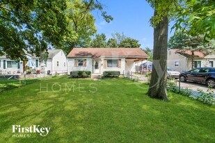 2031 Sharon Ave in Indianapolis, IN - Building Photo