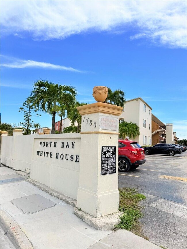1780 79th Street Causeway in North Bay Village, FL - Building Photo - Building Photo