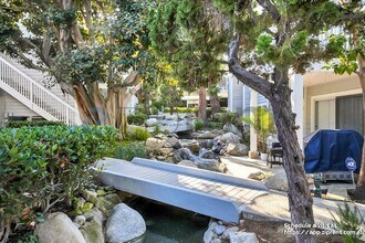 1311 W Capitol Dr in Los Angeles, CA - Building Photo - Building Photo