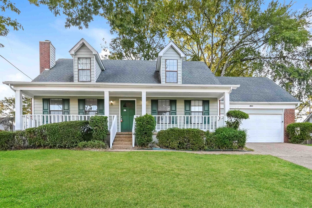 5486 Harvey Pointe Ln in Memphis, TN - Building Photo