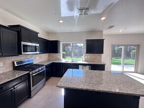 2166 Junipero Ave in Clovis, CA - Building Photo - Building Photo