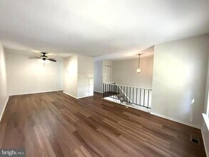 2495 Vineyard Ln in Crofton, MD - Building Photo - Building Photo