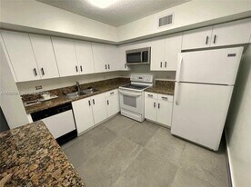 3660 N 56th Ave in Hollywood, FL - Building Photo