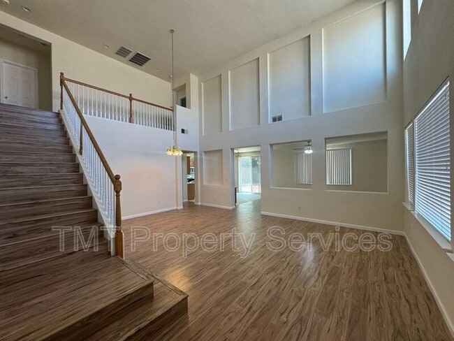 9654 Little Harbor Way in Elk Grove, CA - Building Photo - Building Photo