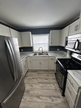 1359 St Johns Ave in Highland Park, IL - Building Photo - Building Photo