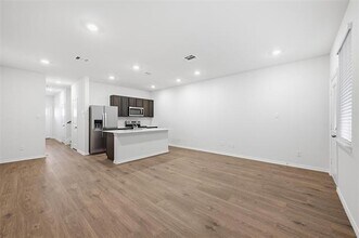 7004 Vining Dr in Princeton, TX - Building Photo - Building Photo