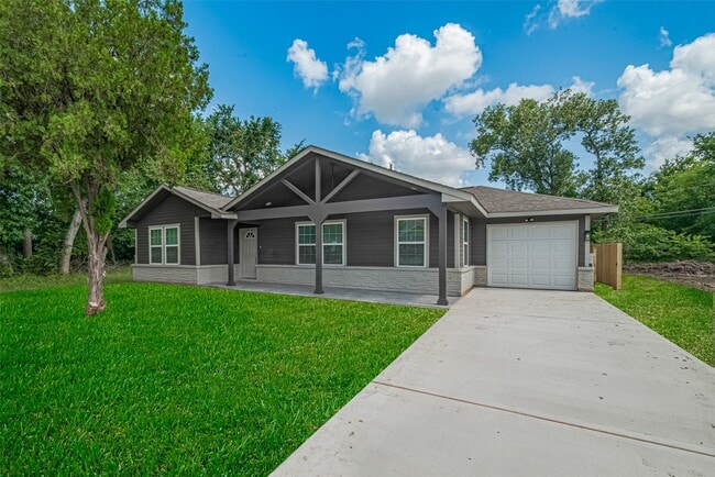 3514 Fuqua St in Houston, TX - Building Photo - Building Photo