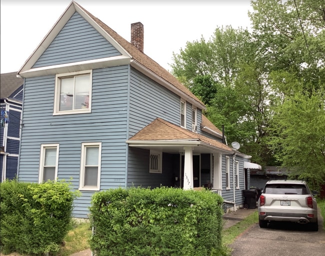 property at 1337 E 68th St