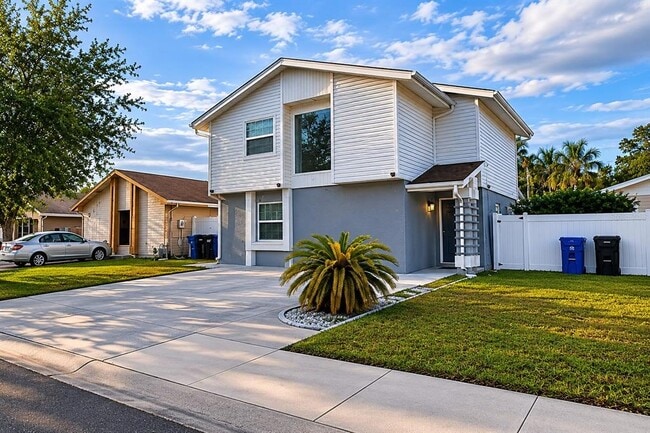 property at 5124 Springwood Dr