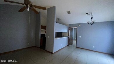 5542 Bennington Dr in Jacksonville, FL - Building Photo - Building Photo