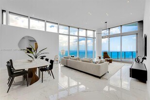 15701 Collins Ave in Sunny Isles Beach, FL - Building Photo