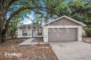 1050 Walt Williams Rd in Lakeland, FL - Building Photo