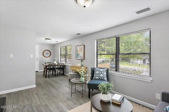 6629 Iralou Rd in Jacksonville, FL - Building Photo - Building Photo