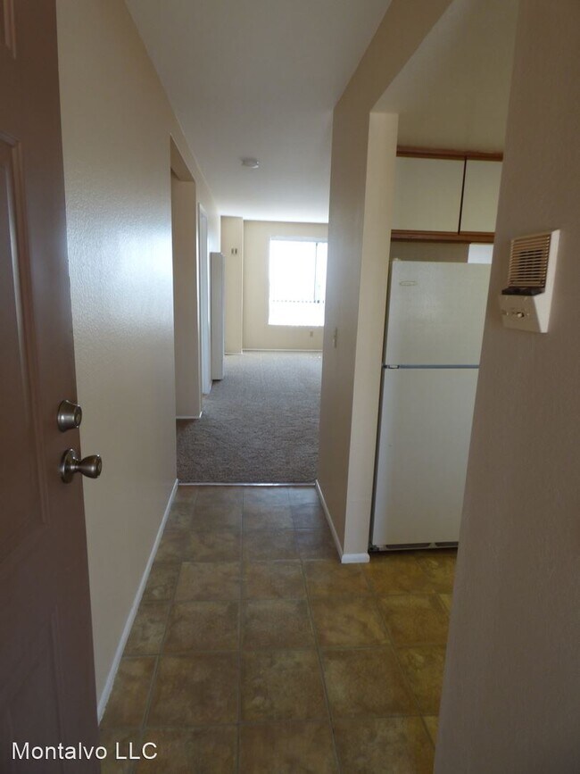 4484 Montalvo St in San Diego, CA - Foto de edificio - Building Photo