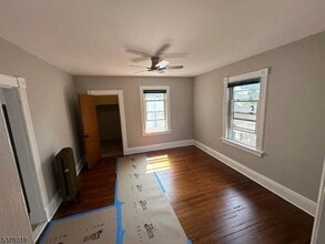 4 Bay Ave in Bloomfield, NJ - Building Photo - Building Photo