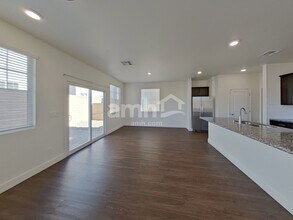 1710 Viaggio Ave in North Las Vegas, NV - Building Photo - Building Photo