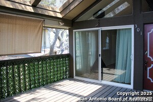 11815 Vance Jackson Rd in San Antonio, TX - Building Photo - Building Photo
