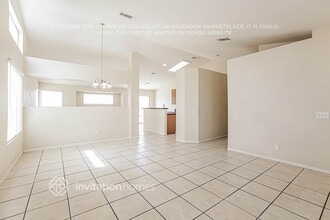 117 Breezy Shore Ave in North Las Vegas, NV - Building Photo - Building Photo