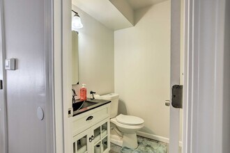 6832 Woodmeadow Dr in Toledo, OH - Building Photo - Building Photo