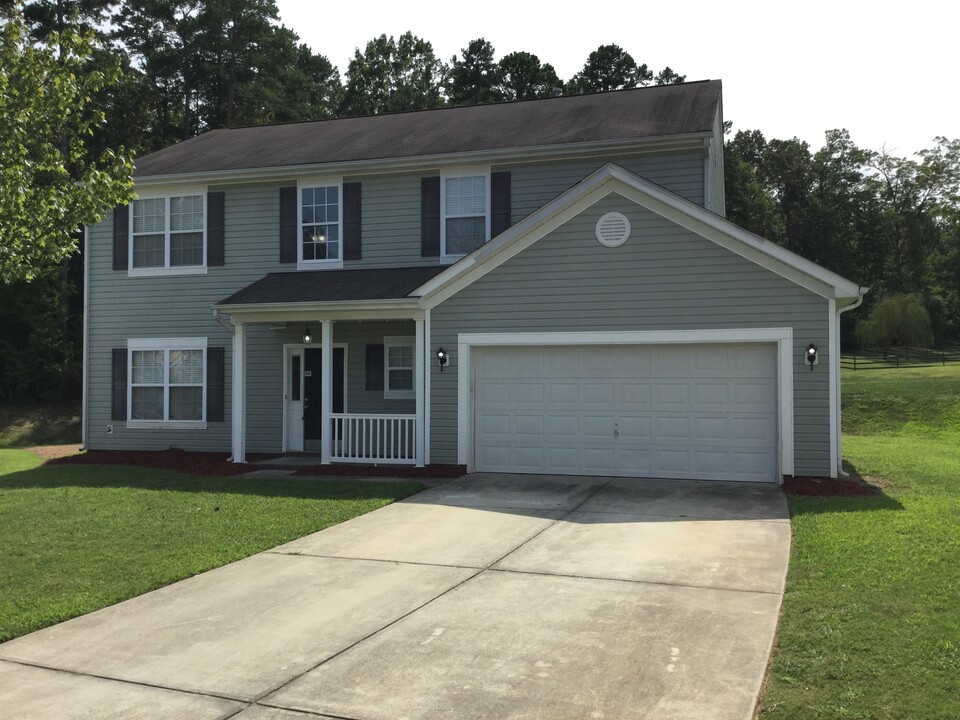 4003 Paddle Wheel Ln in Indian Trail, NC - Building Photo