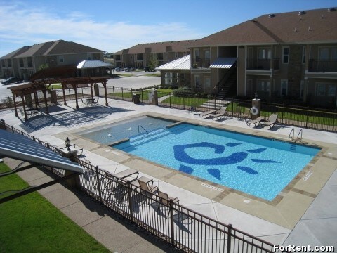 Sonterra Apartment Homes in Jarrell, TX - Foto de edificio
