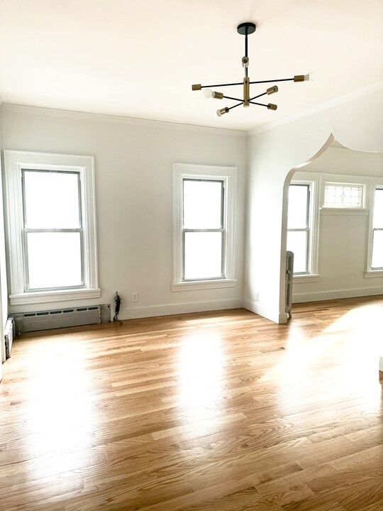 1234 E 35th St, Unit 2 in Brooklyn, NY - Building Photo