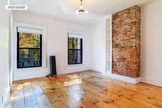 129 Clifton Pl in Brooklyn, NY - Foto de edificio - Building Photo