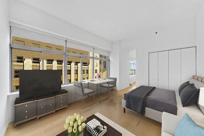 90 Rector St, Unit 3Q in New York, NY - Foto de edificio - Building Photo