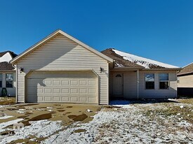 1131 S Brown Ave in Springfield, MO - Building Photo