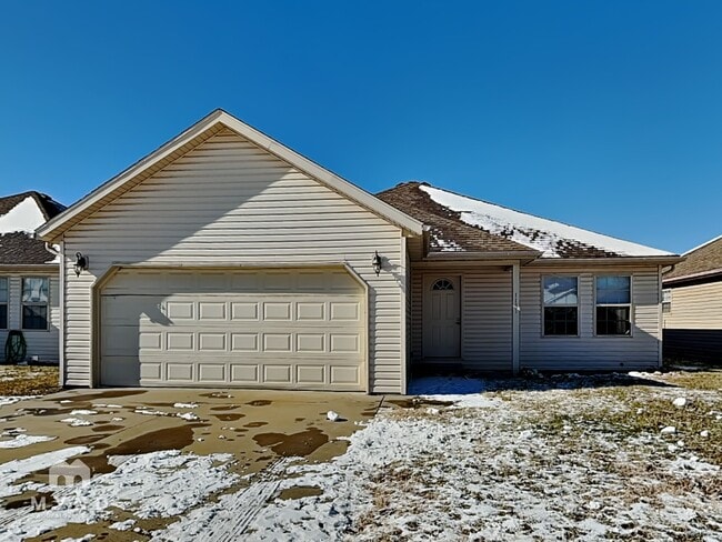 property at 1131 S Brown Ave