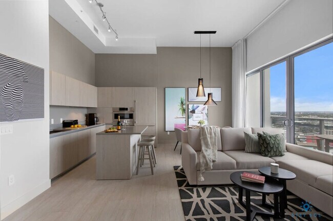 4010 S Ocean Dr in Hollywood, FL - Building Photo - Building Photo