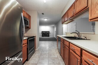 7716 Gullit Way in Indianapolis, IN - Building Photo - Building Photo