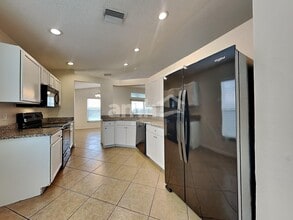 10603 Cami Ct in Riverview, FL - Building Photo - Building Photo