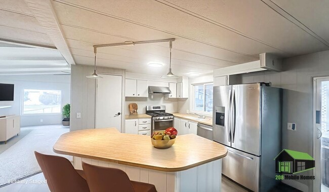 1200 Artesian Rd in Eagle, ID - Building Photo - Building Photo