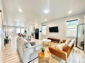 2510 E 17th Ave in Tampa, FL - Building Photo - Building Photo