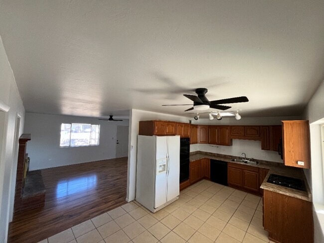 18 S 600th St W in Taylor, AZ - Foto de edificio - Building Photo