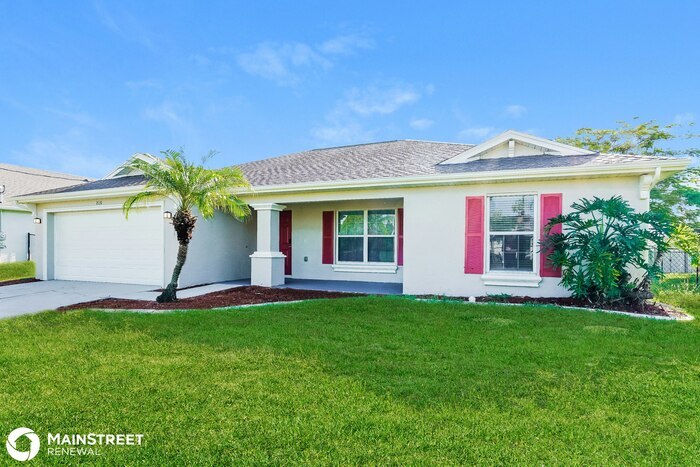 2131 NW 17th Ave in Cape Coral, FL - Foto de edificio