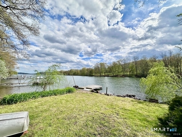 11 Bogus Hill Rd in New Fairfield, CT - Building Photo - Building Photo