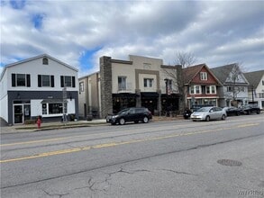 4226 N Buffalo St in Orchard Park, NY - Building Photo - Building Photo