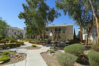 St. Louis Apartments in Las Vegas, NV - Building Photo - Building Photo