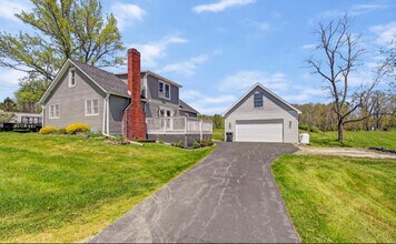 14012 Orchard Dr in Clarks Summit, PA - Building Photo - Building Photo