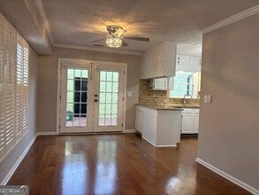 228 Fairview Ave in Decatur, GA - Building Photo - Building Photo