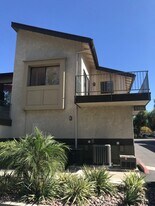 1186 E Lugonia Ave in Redlands, CA - Building Photo