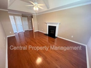 409 Falling Rock Way in Greenville, SC - Building Photo - Building Photo