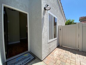 2035 Sea Village Cir in Encinitas, CA - Building Photo - Building Photo