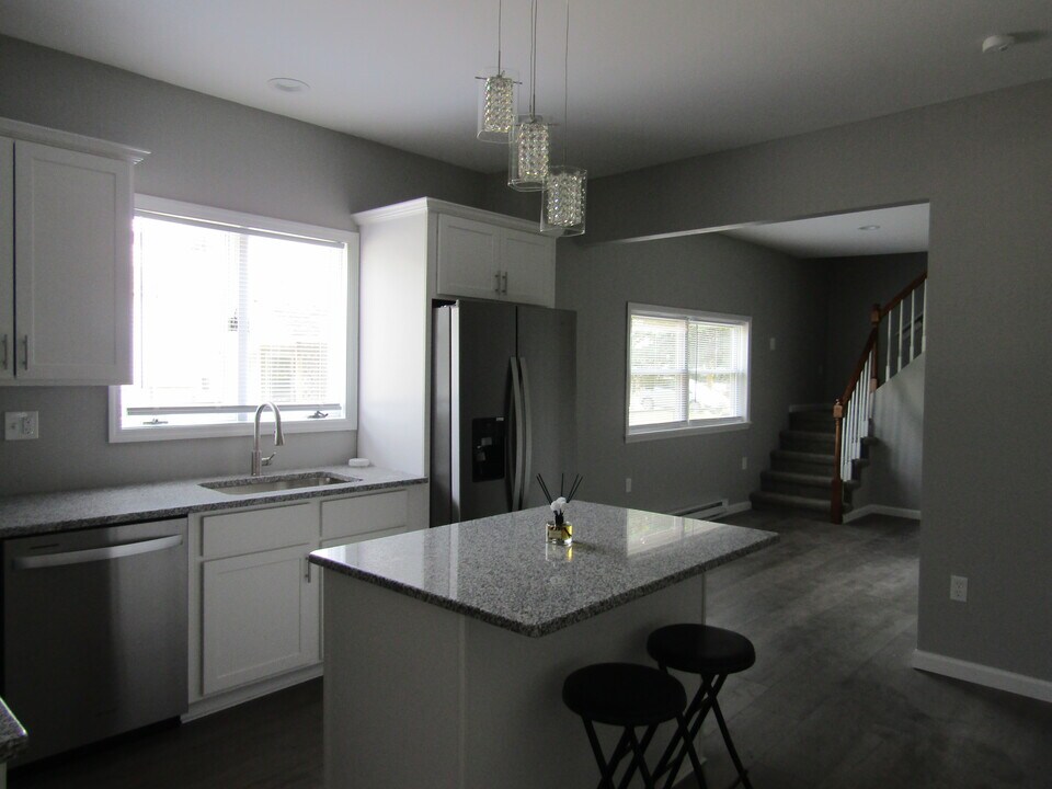 152 Butler St, Unit 152 Butler St in Pittston, PA - Building Photo