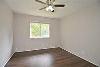 5628 Birchmont Dr photo'