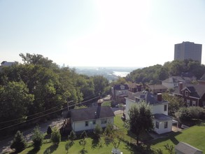 Viewpoint Apartments in Cincinnati, OH - Building Photo - Building Photo